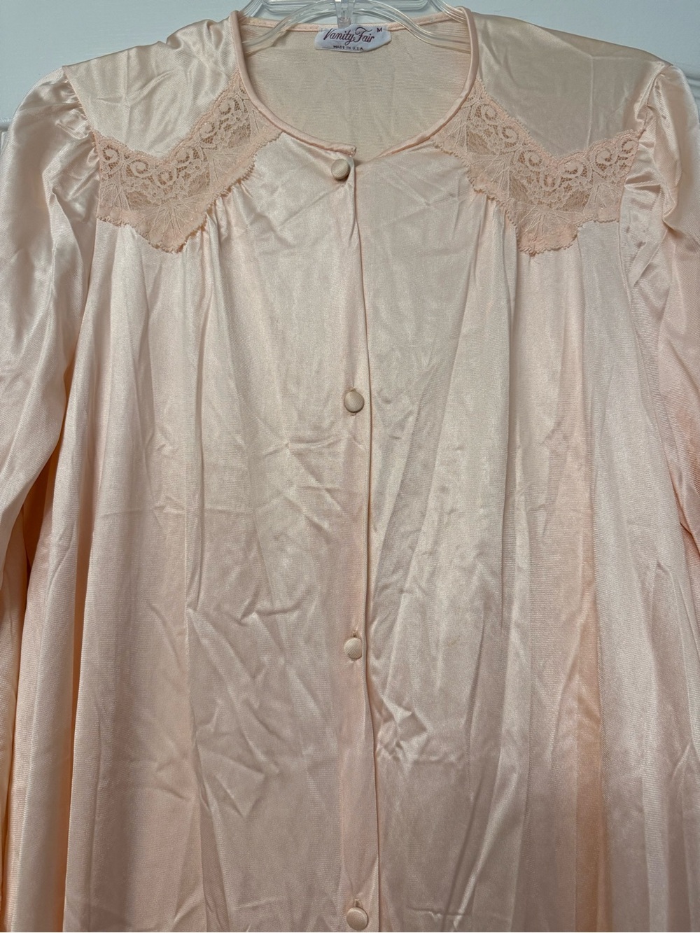 Vintage Vanity Fair Peach Satin Nightgown Robe M Lace Button Front USA Medium - Picture 4 of 5